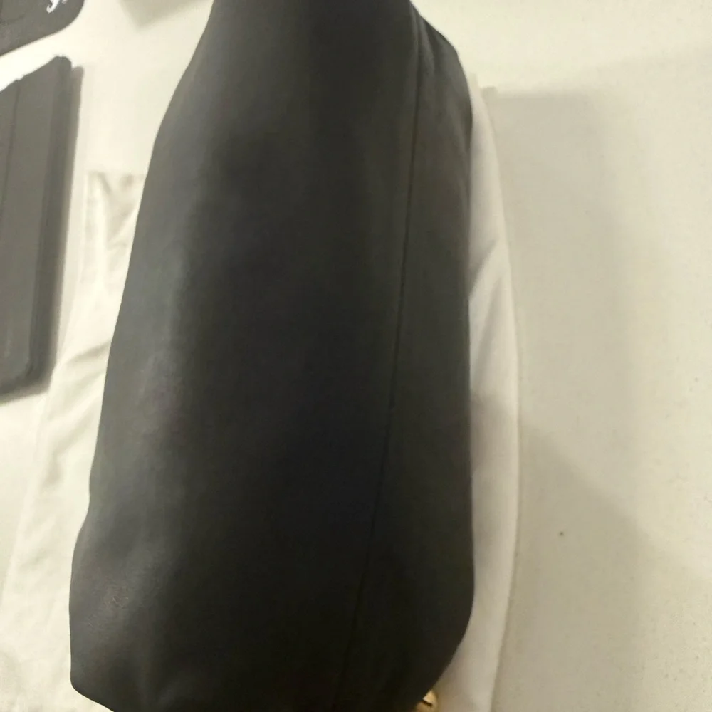 Bottega Veneta Black Leather Bag with Gold Chain - Picture 6 of 13